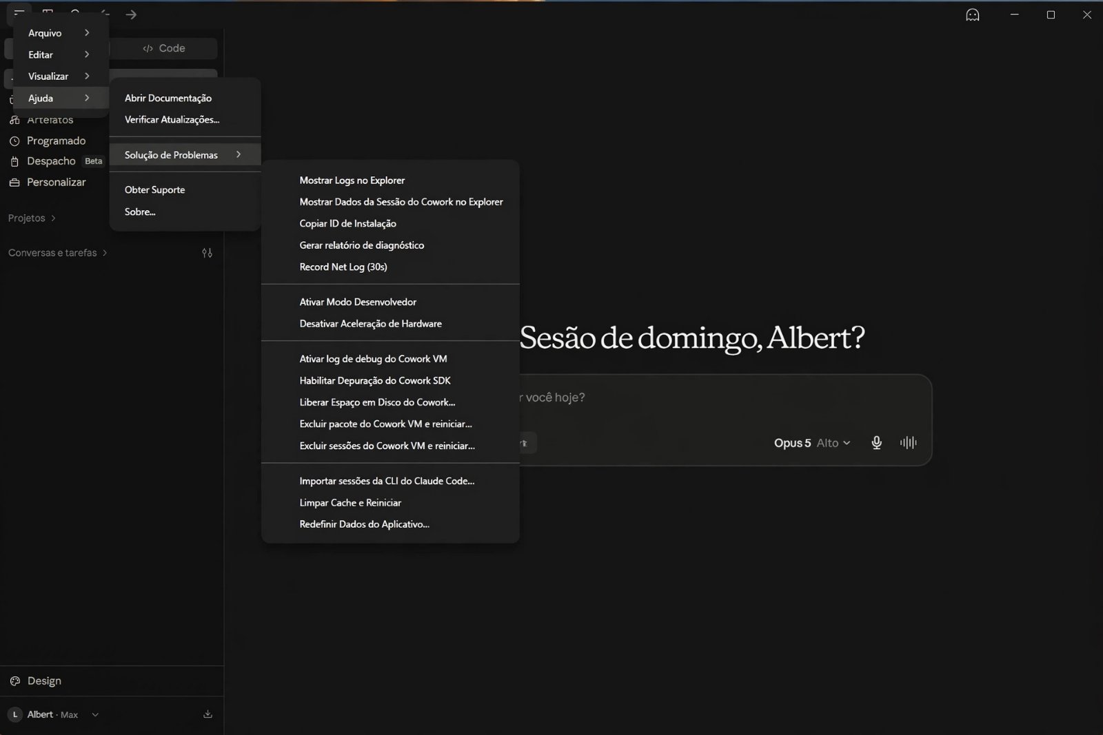 Menu do Claude Desktop com Ajuda aberto e o submenu Solução de Problemas mostrando Ativar Modo Desenvolvedor